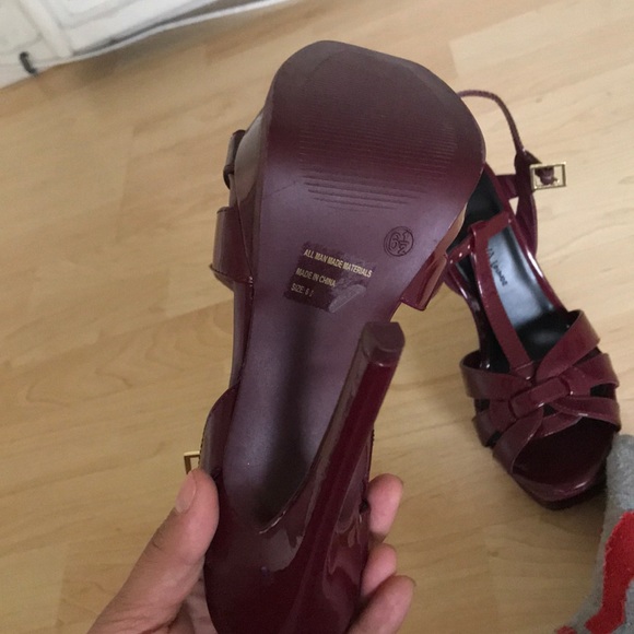 High heels - Picture 3 of 3